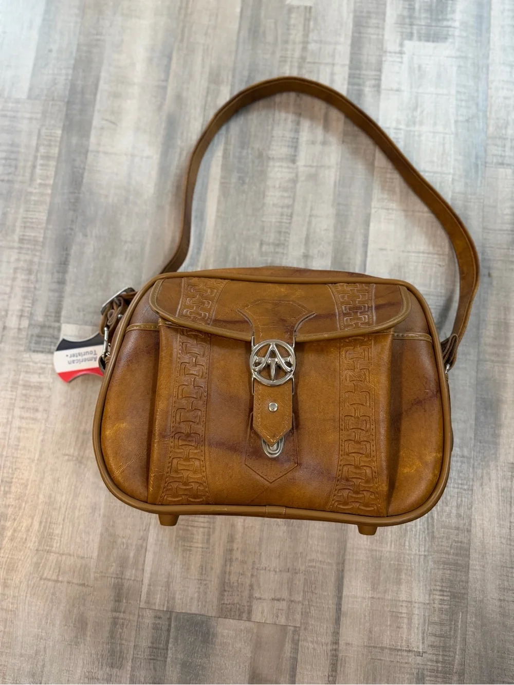 Vintage 1978 American Tourister Brown Carry On Flight Shoulder Bag w Key